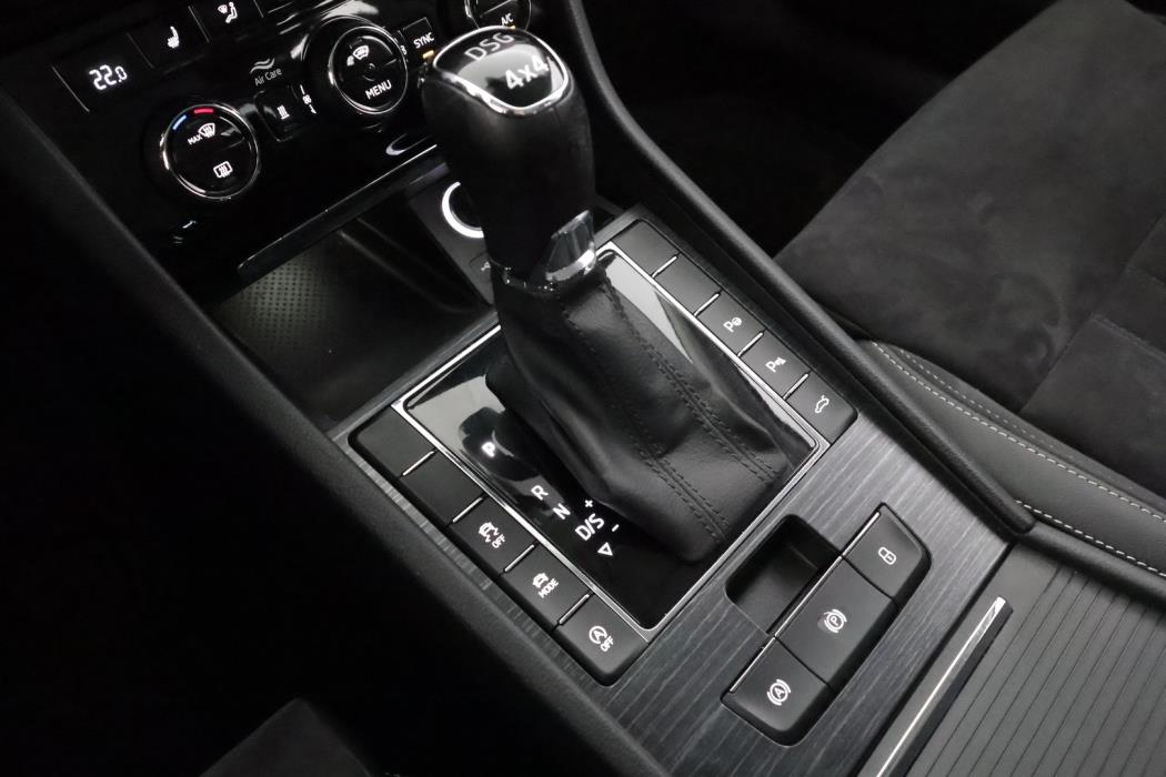SKODA Superb 2020