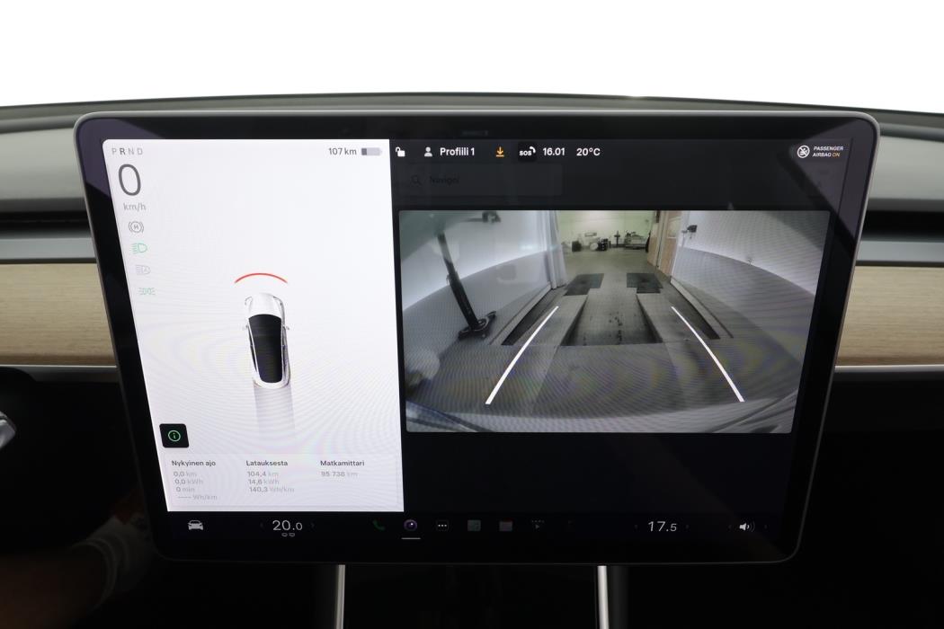 TESLA Model 3 2020