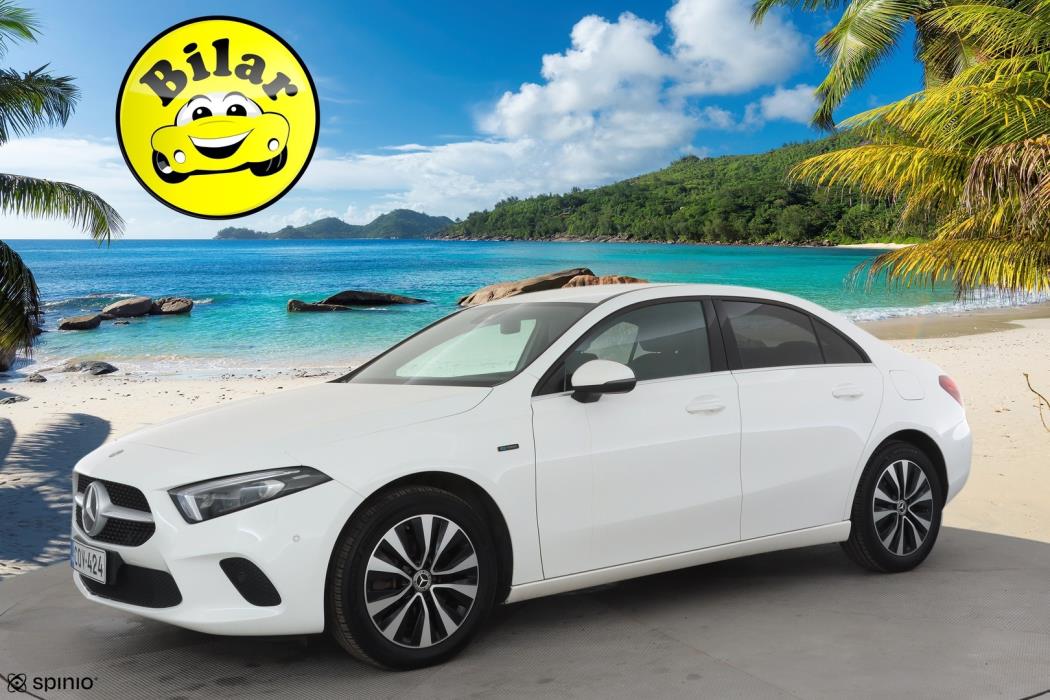 MERCEDES-BENZ A 2021