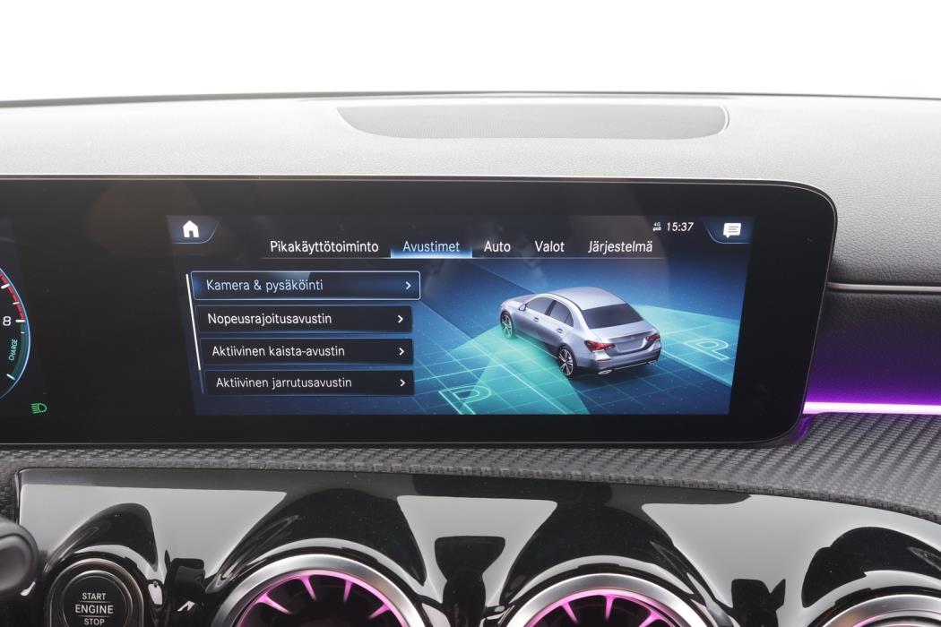 MERCEDES-BENZ A 2021