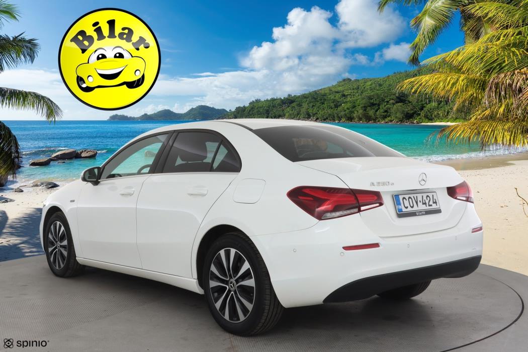 MERCEDES-BENZ A 2021