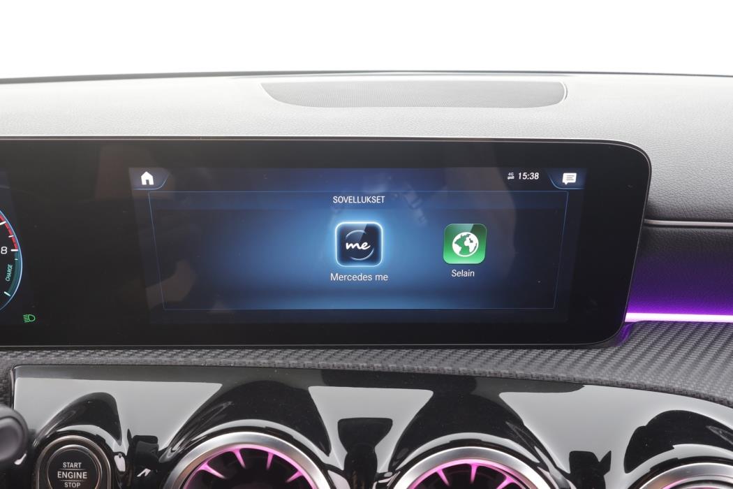 MERCEDES-BENZ A 2021