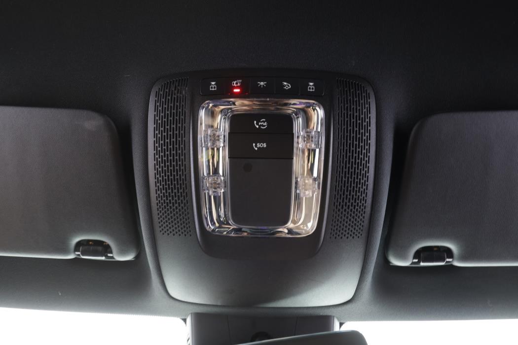 MERCEDES-BENZ A 2021