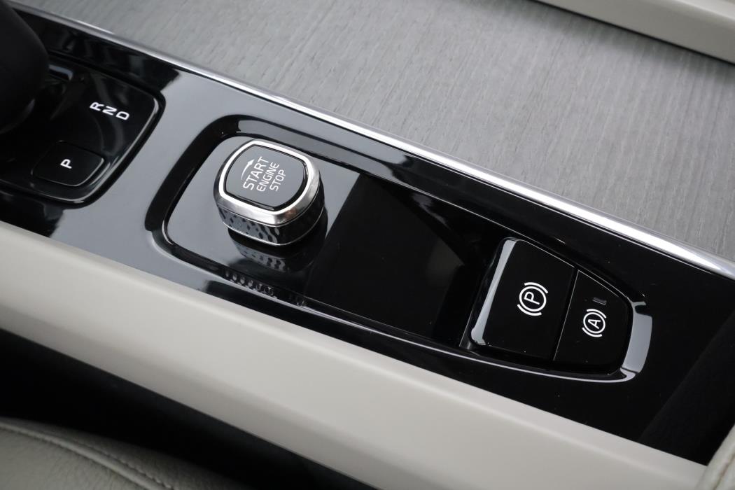 VOLVO V60 Cross Country 2022