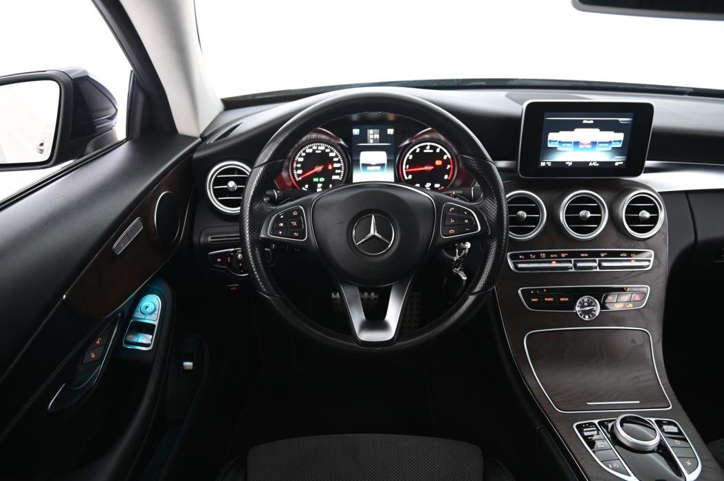 MERCEDES-BENZ C 2016