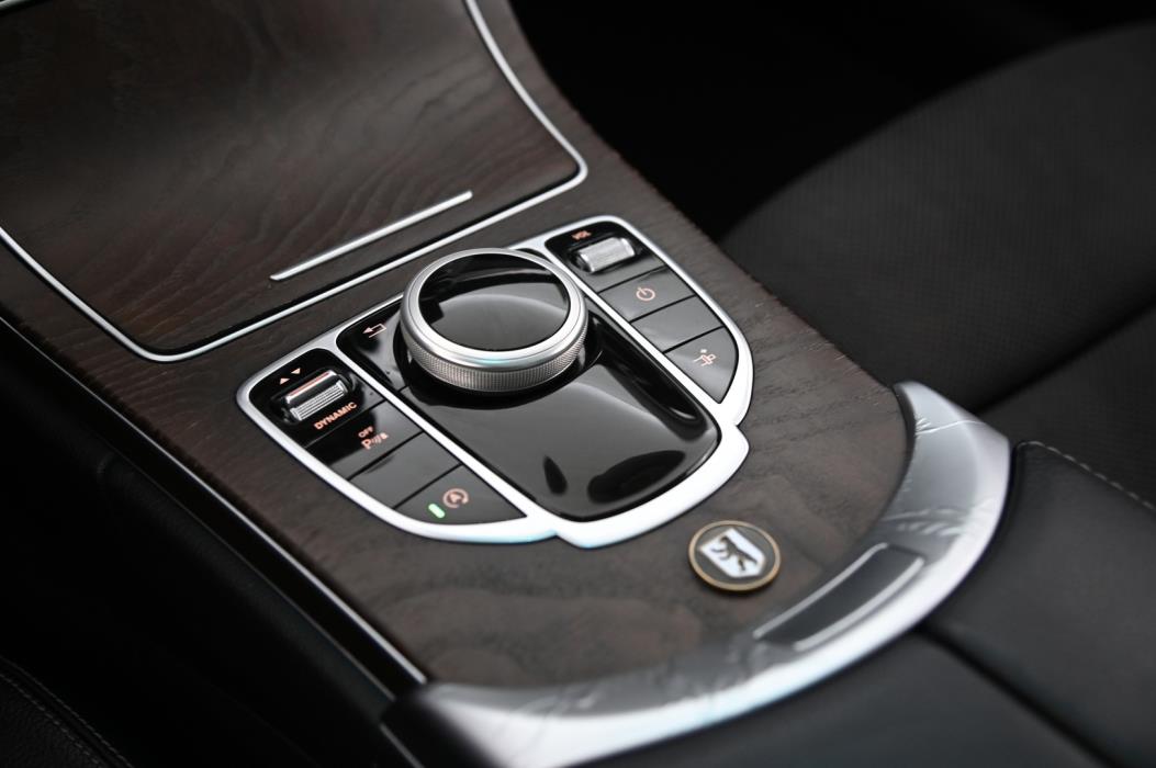 MERCEDES-BENZ C 2016