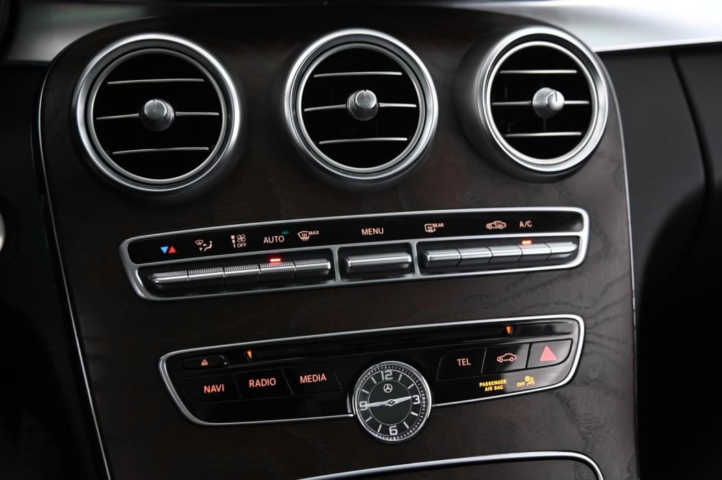 MERCEDES-BENZ C 2016