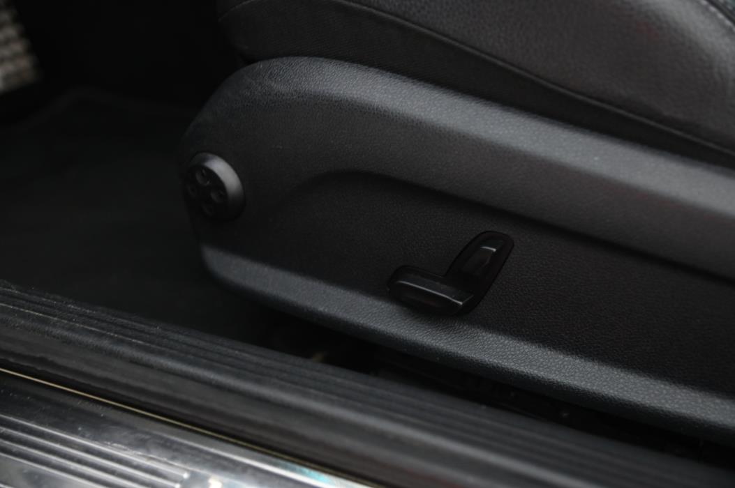 MERCEDES-BENZ C 2016