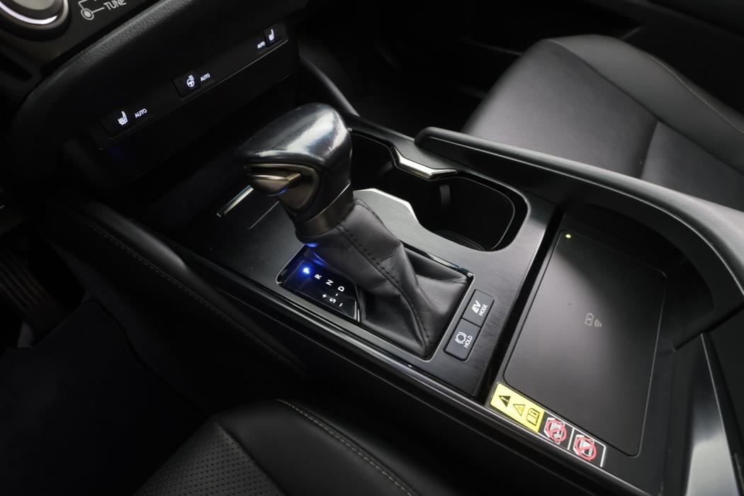 LEXUS ES 2023