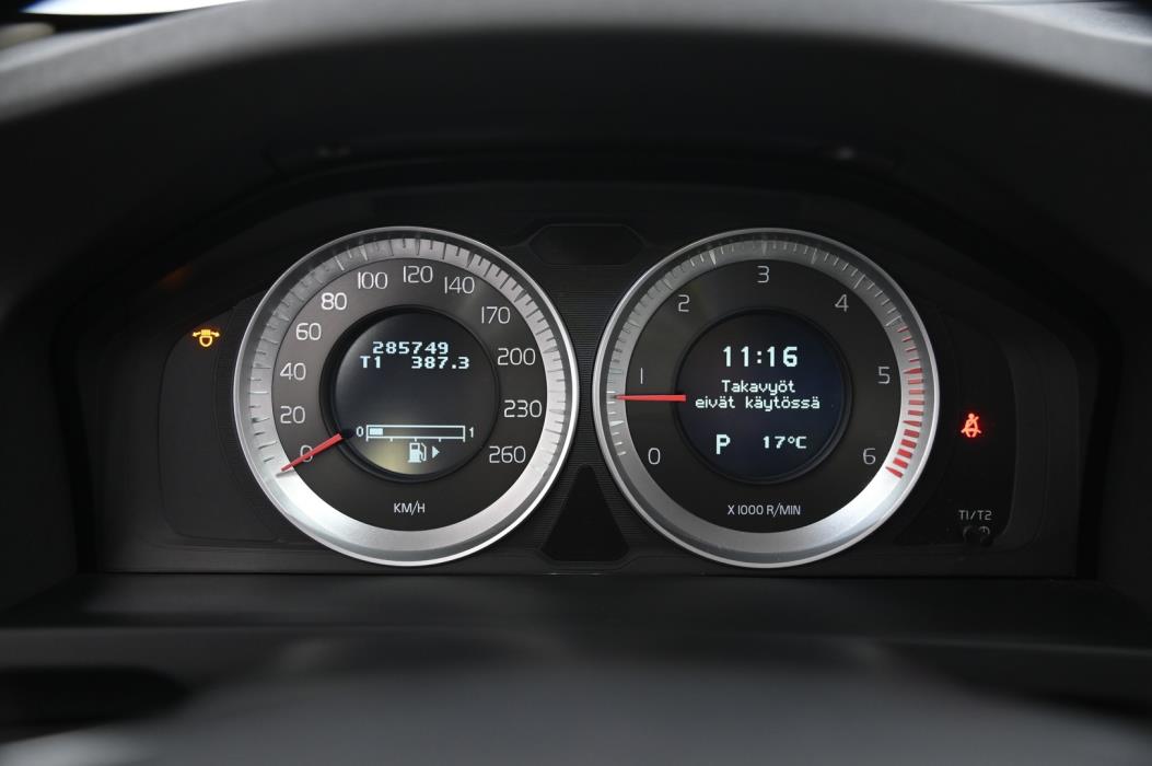 VOLVO S60 2011