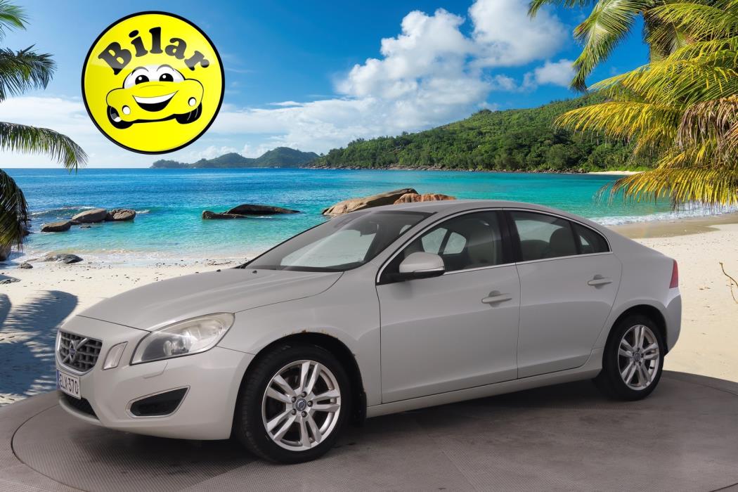 VOLVO S60 2011