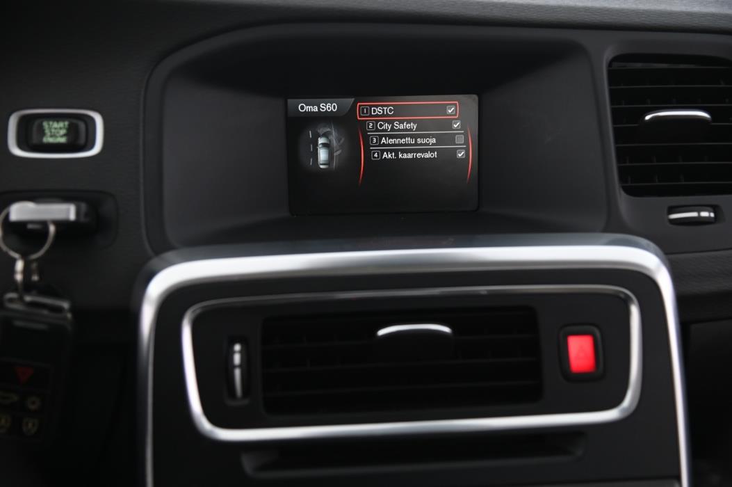VOLVO S60 2011