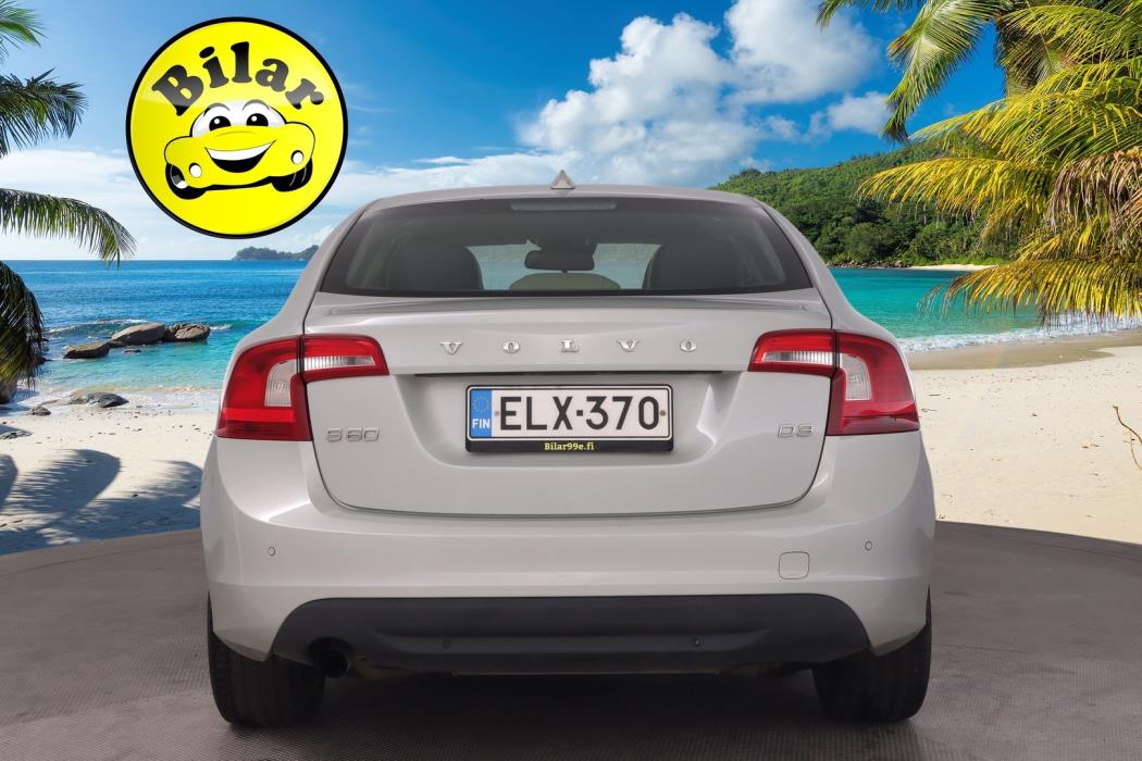 VOLVO S60 2011
