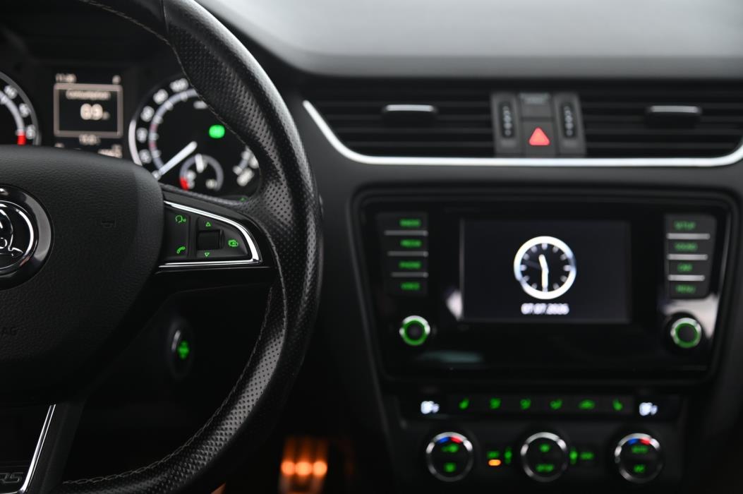 SKODA Octavia 2015
