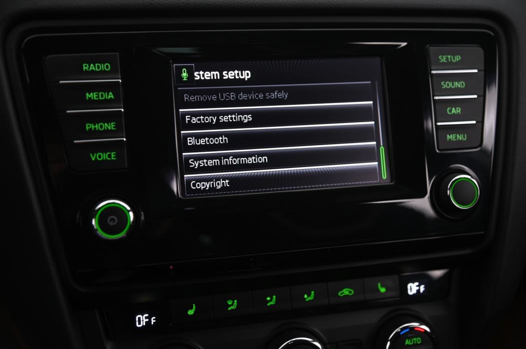 SKODA Octavia 2015