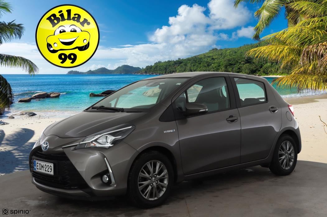 TOYOTA Yaris 2017