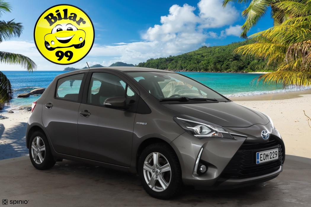 TOYOTA Yaris 2017