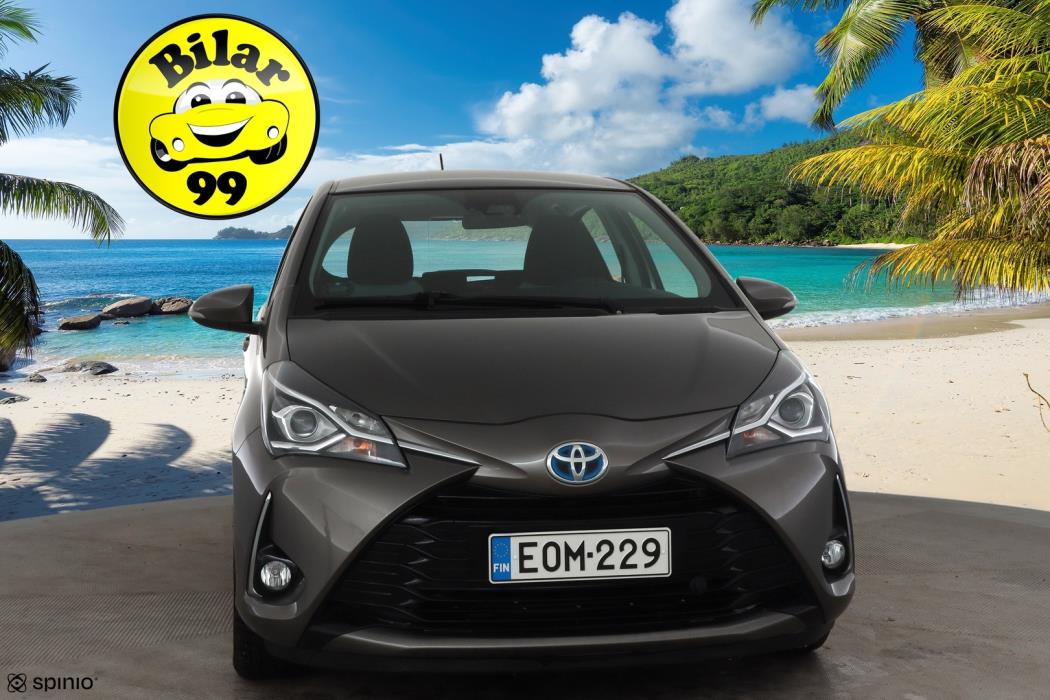 TOYOTA Yaris 2017