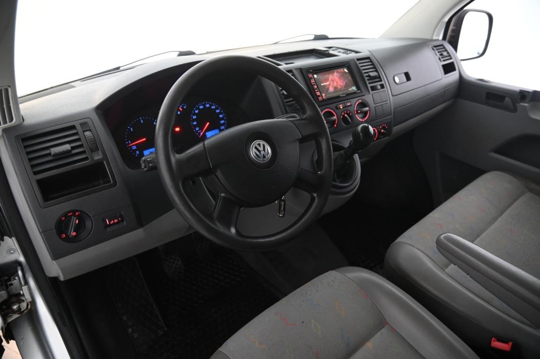 VOLKSWAGEN Transporter 2009