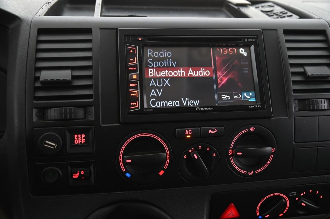 VOLKSWAGEN Transporter 2009