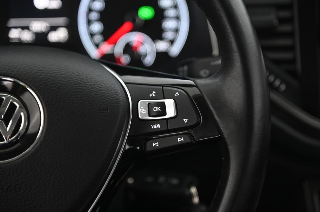 VOLKSWAGEN T-Roc 2019