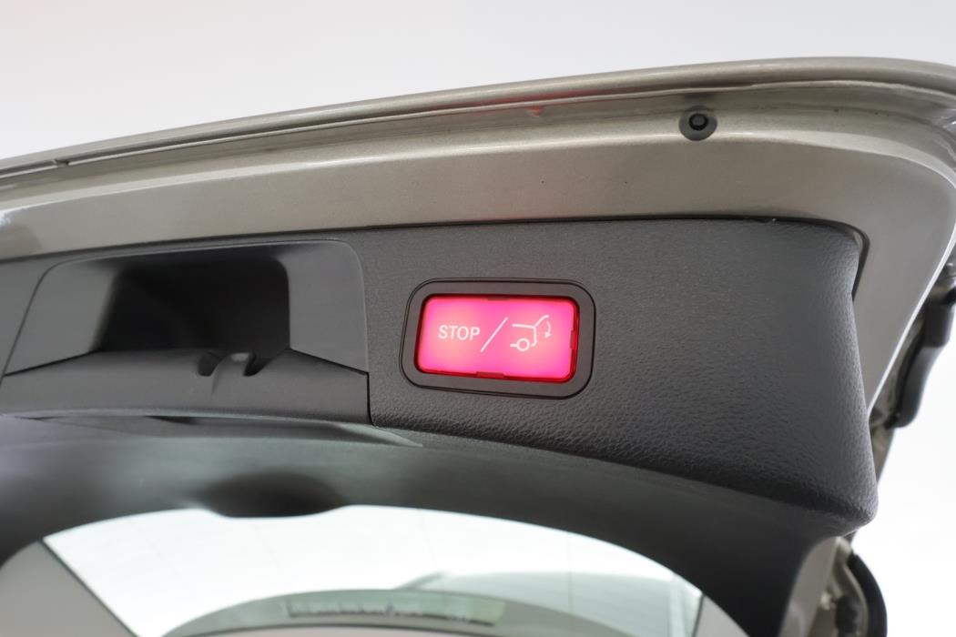 MERCEDES-BENZ C 2019