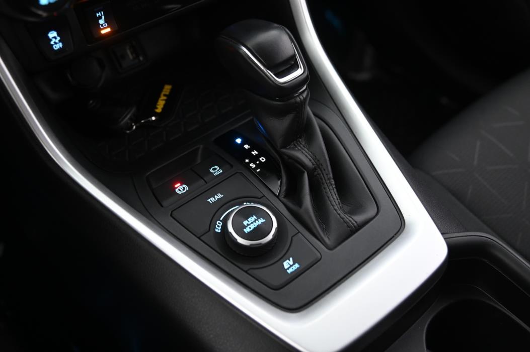 TOYOTA RAV4 2019