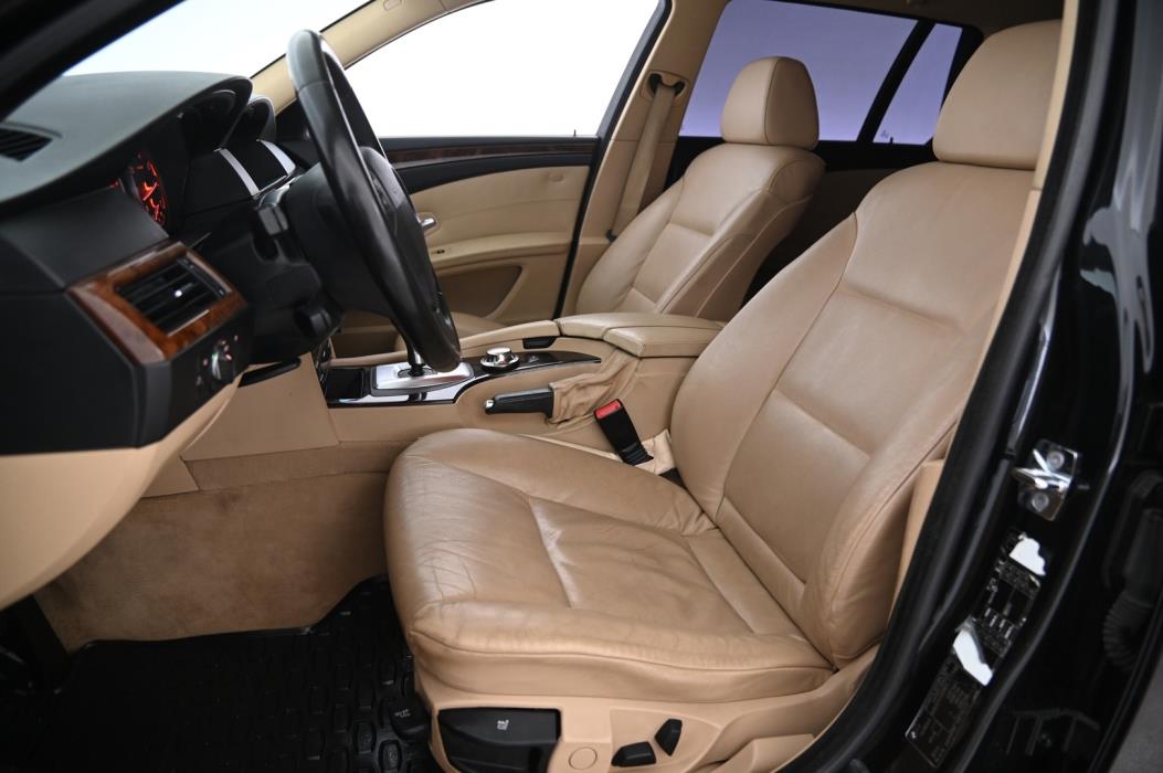 BMW 523 2008