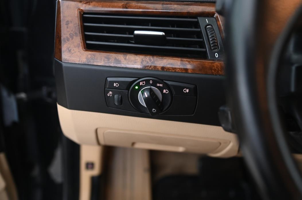 BMW 523 2008