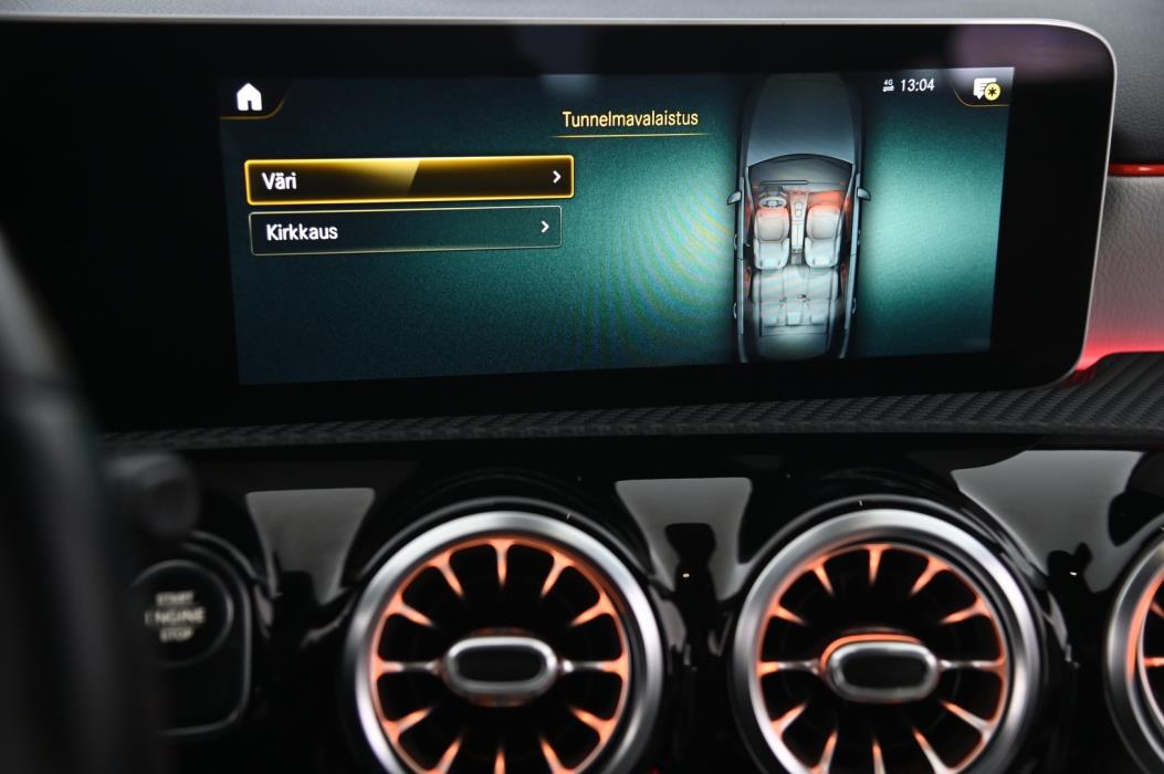 MERCEDES-BENZ A 2020