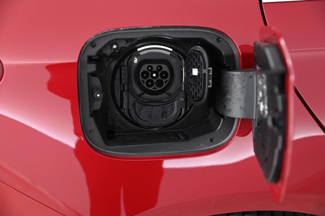 MERCEDES-BENZ A 2020