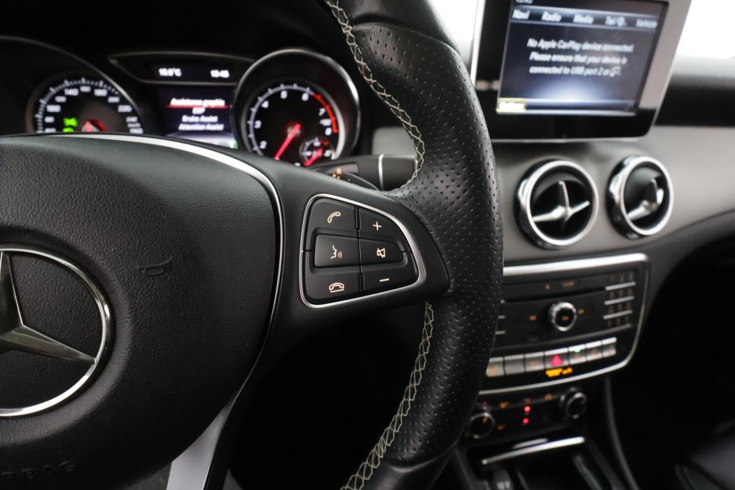 MERCEDES-BENZ GLA 2018