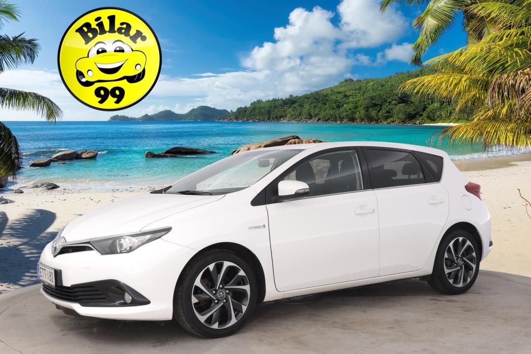 TOYOTA Auris 2016