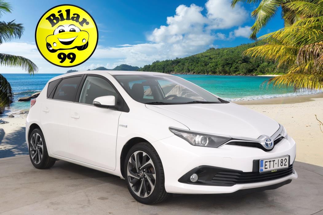 TOYOTA Auris 2016