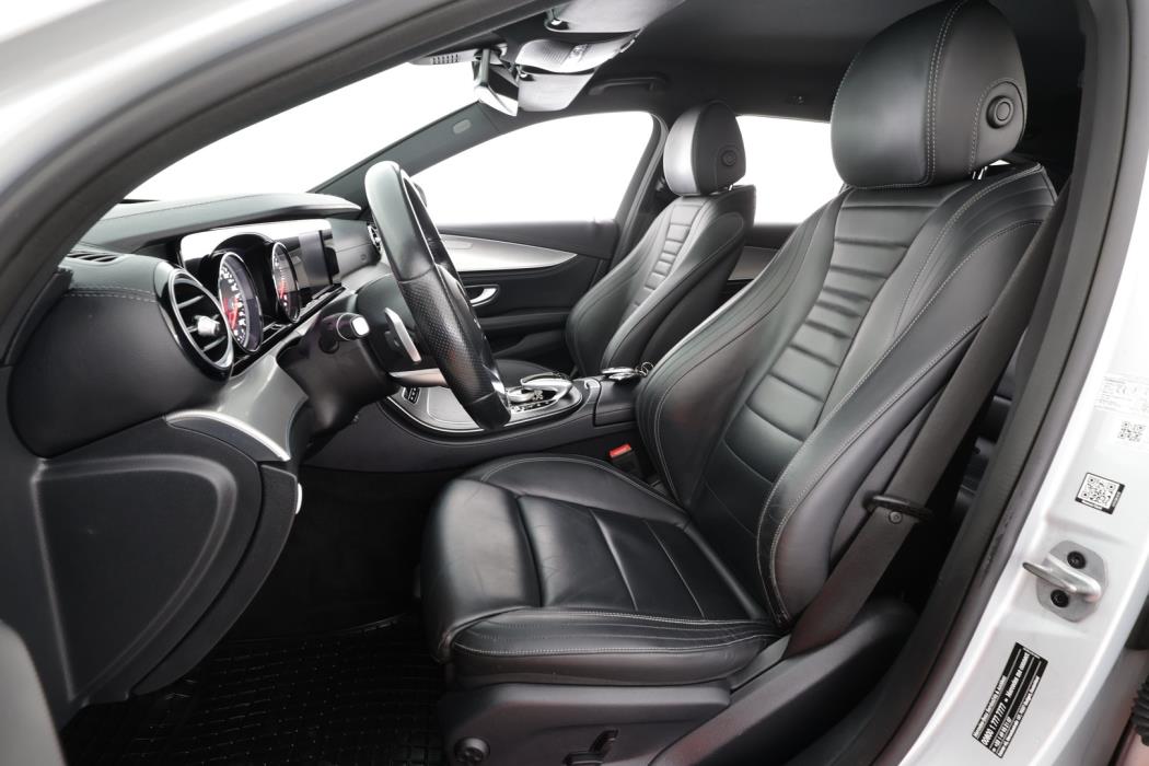 MERCEDES-BENZ E 2019