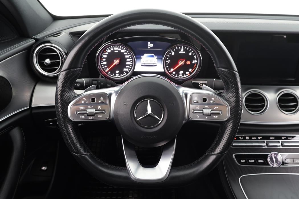 MERCEDES-BENZ E 2019