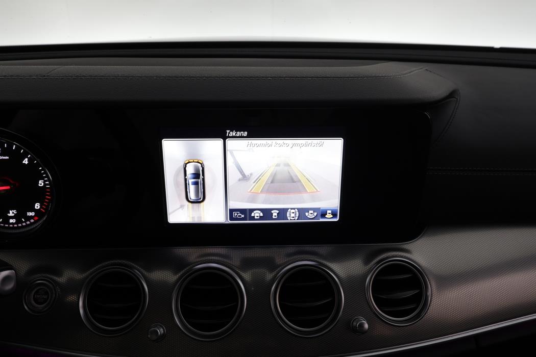 MERCEDES-BENZ E 2019