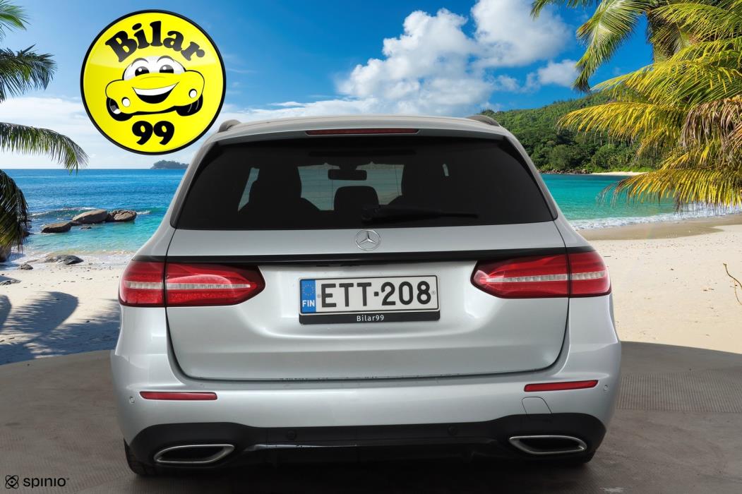 MERCEDES-BENZ E 2019