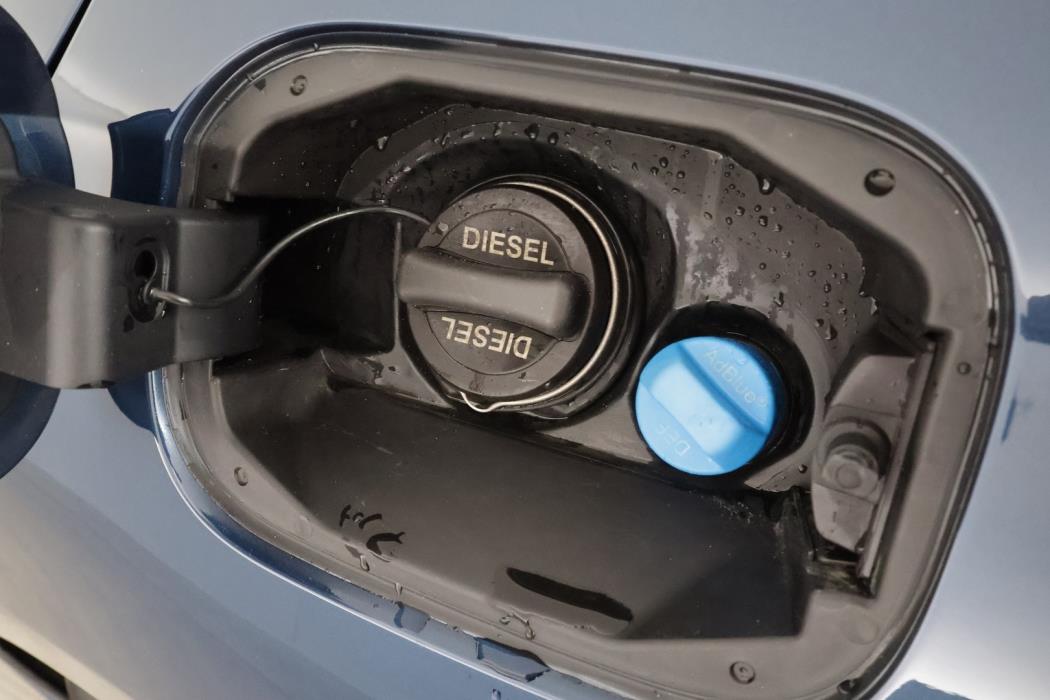 MERCEDES-BENZ A 2022