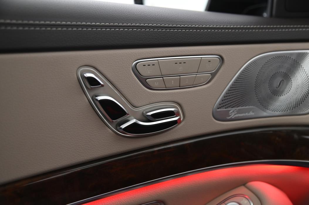MERCEDES-BENZ S 2016