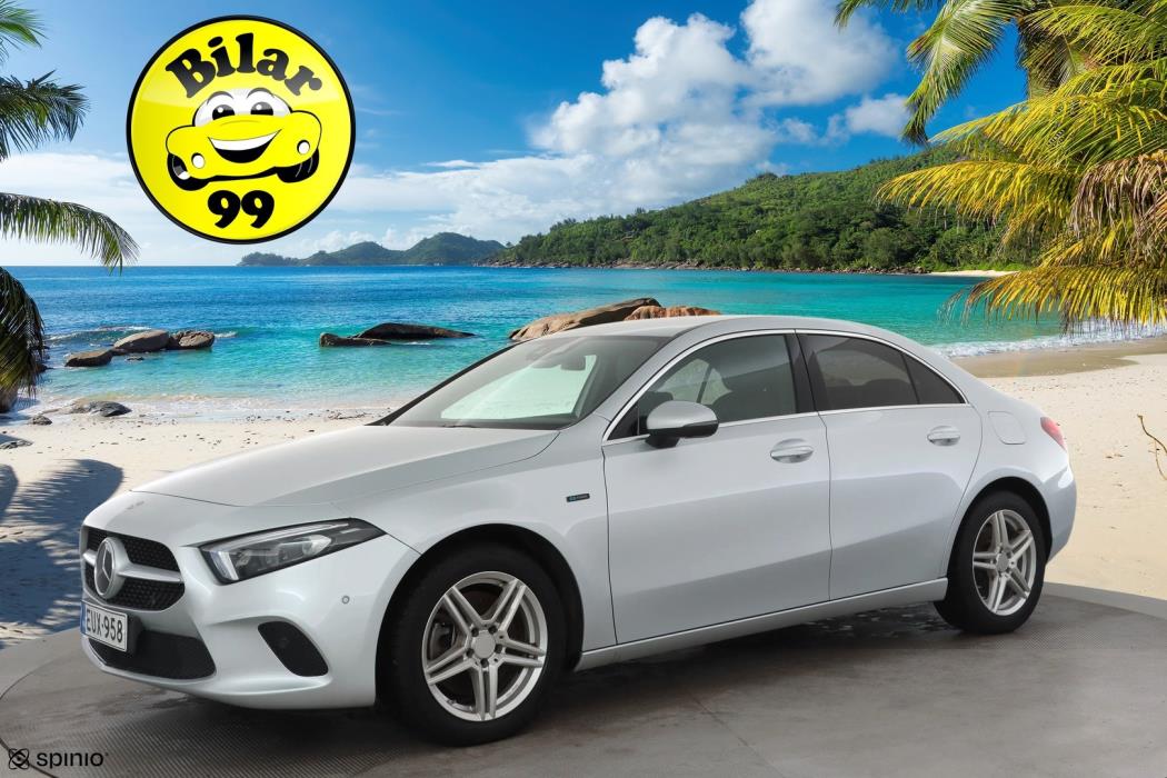 MERCEDES-BENZ A 2019