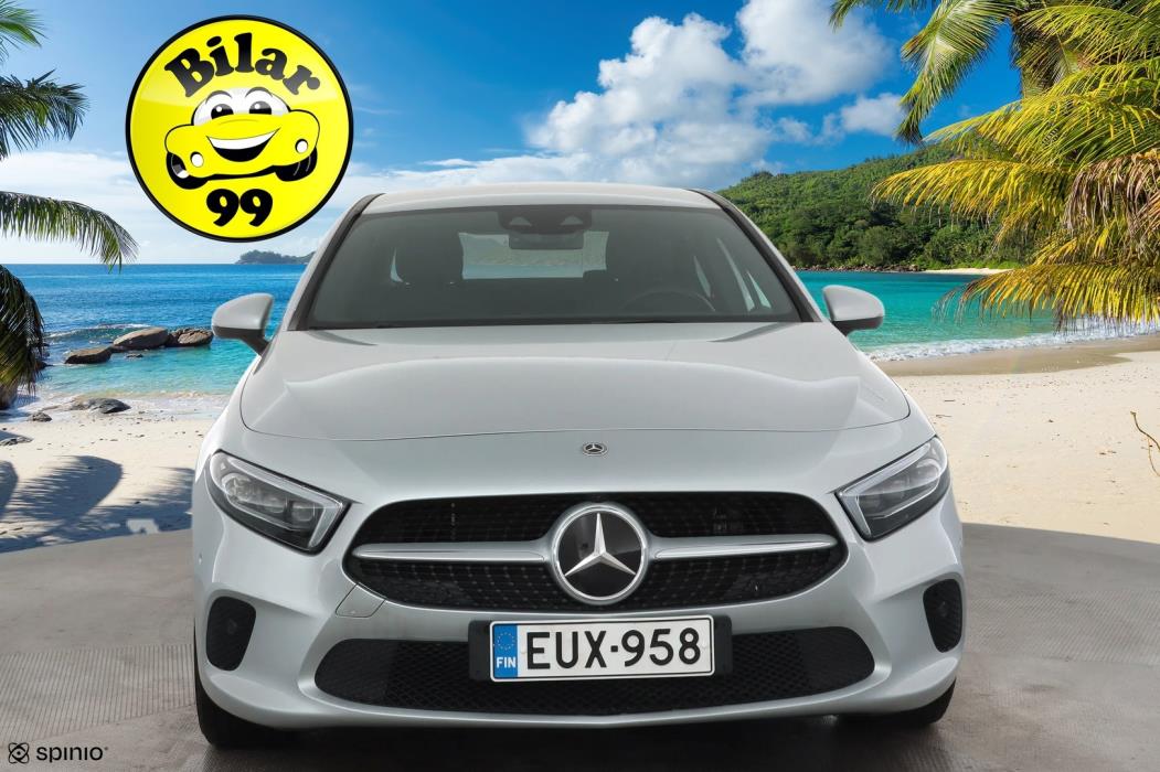 MERCEDES-BENZ A 2019