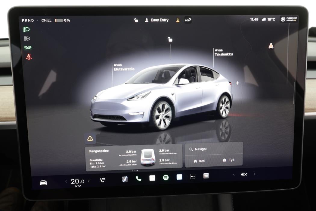 TESLA Model Y 2024