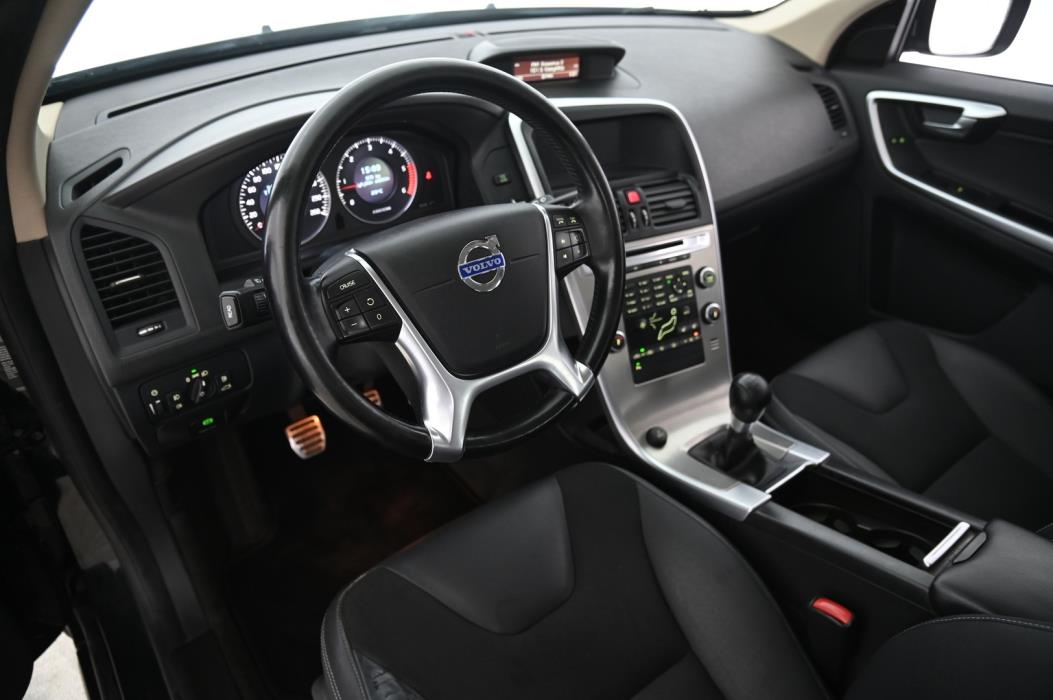 VOLVO XC60 2010