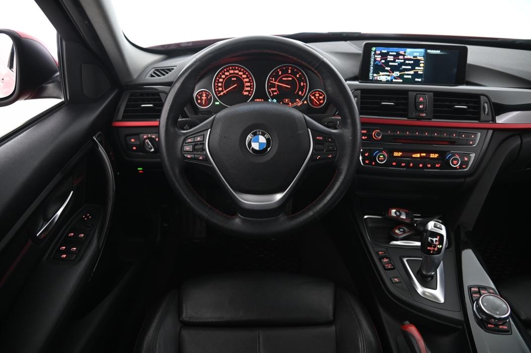 BMW 320 2014