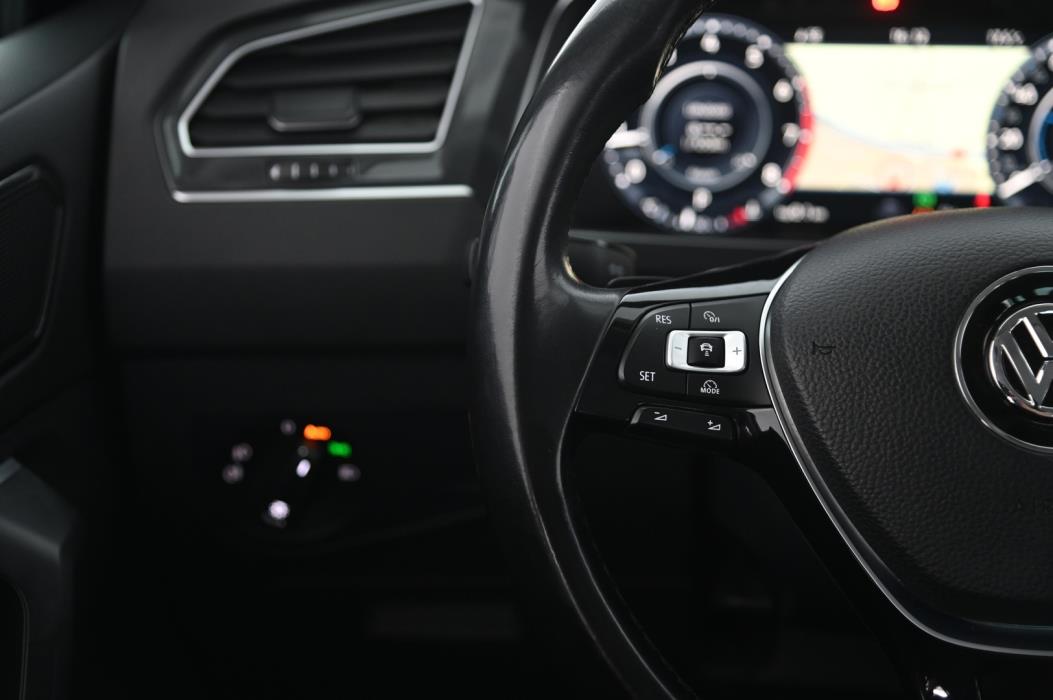 VOLKSWAGEN Tiguan 2017