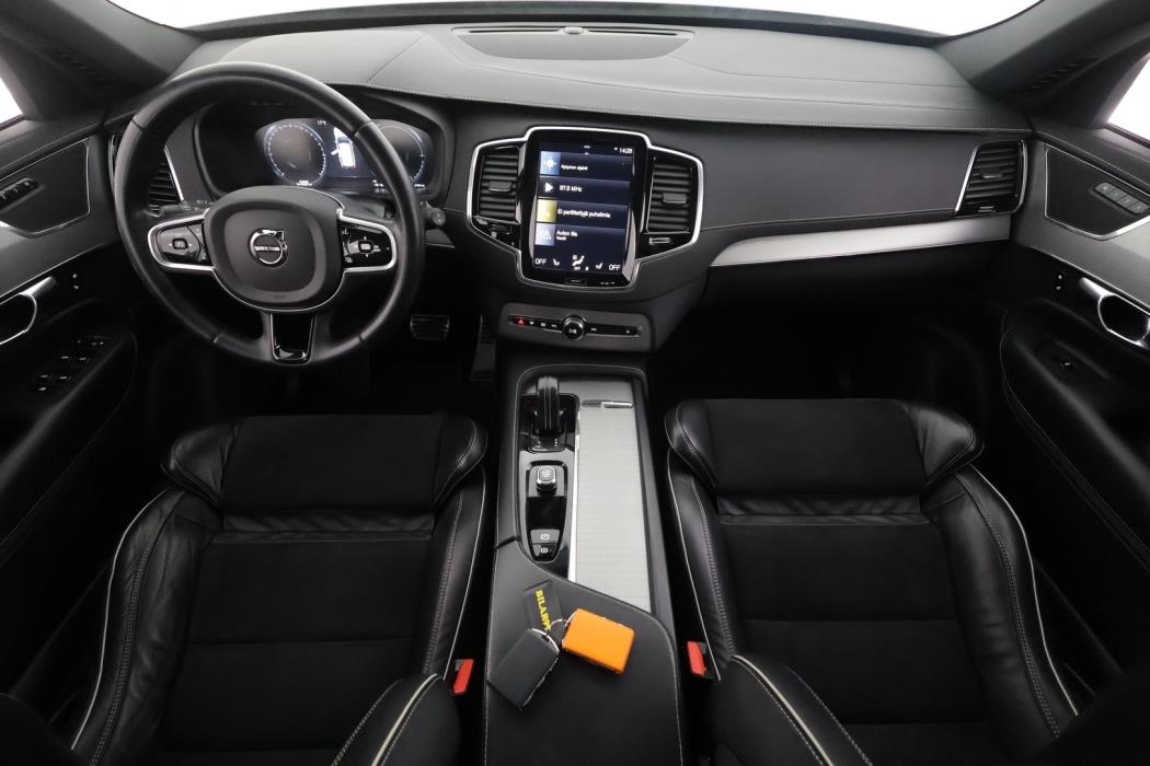 VOLVO XC90 2022