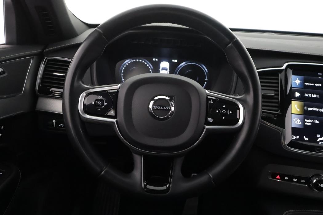 VOLVO XC90 2022
