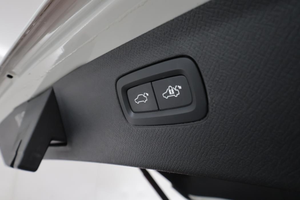 VOLVO XC90 2022