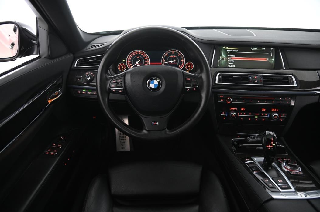 BMW 750d 2013